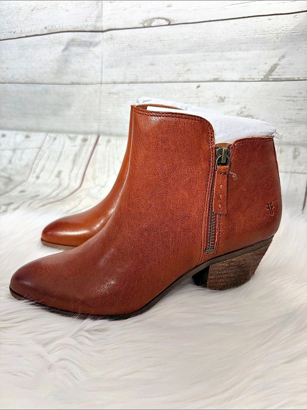 Frye Judith Zip Bootie Leather Zip Booties Brown US 8 M New in Box